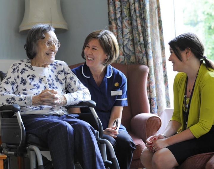 Easy Peasy Ways To Ensure That Your Care Home Smells Wonderfully Fresh