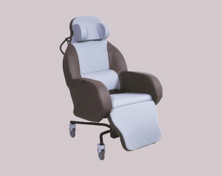 Specialist care chair