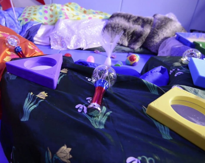 Sensory activities for dementia